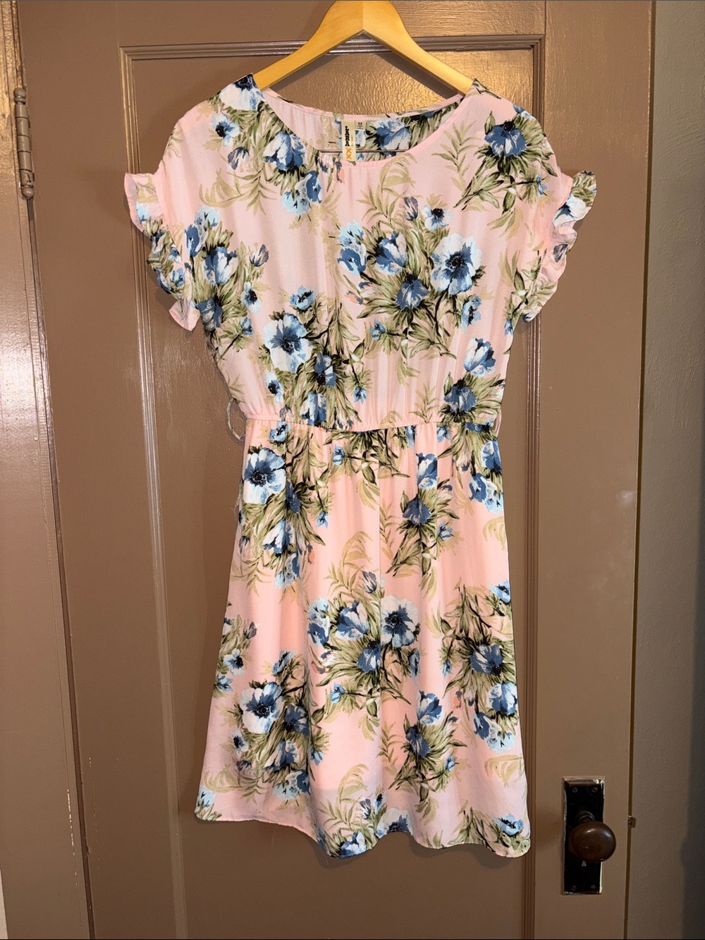 Floral Pink Short-Sleeve Summer Dress